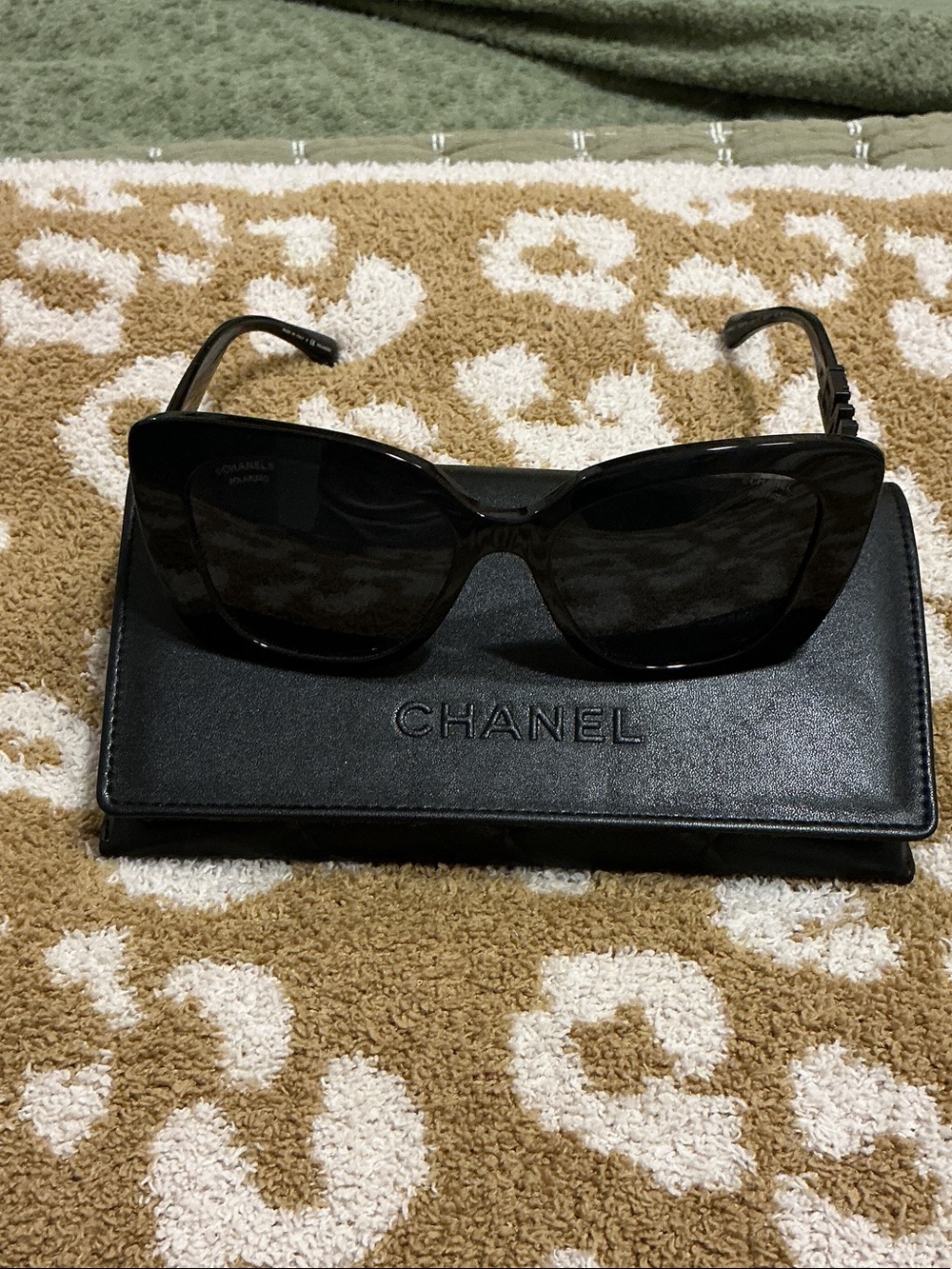 CHANEL Black Cat-Eye Sunglasses with Black Case